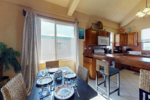 Suite G303 Mara Laguna