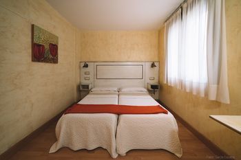 Hotel Castillo De Javier