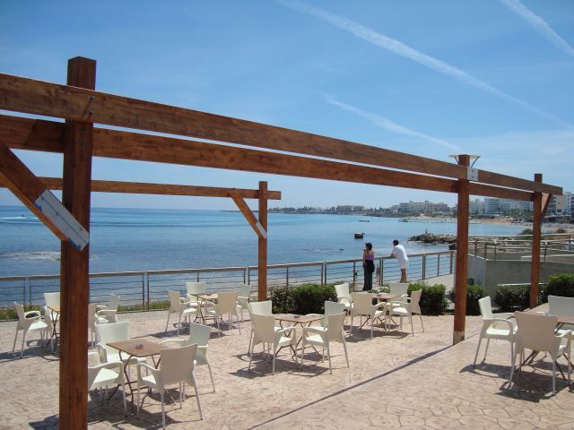 Evalena Beach Hotel Apartments
