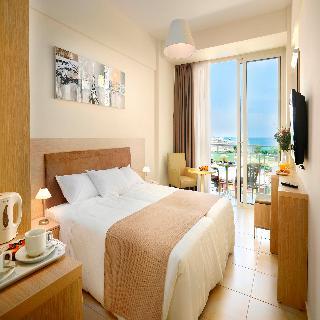 Pernera Beach Hotel