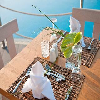Pernera Beach Hotel