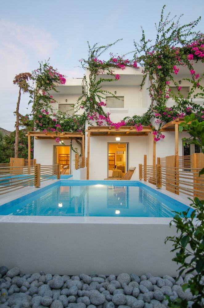 Hotel Dionysos Sea Side Resort