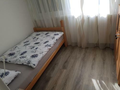 Hostal Apartmani I Sobe Taunus Bl