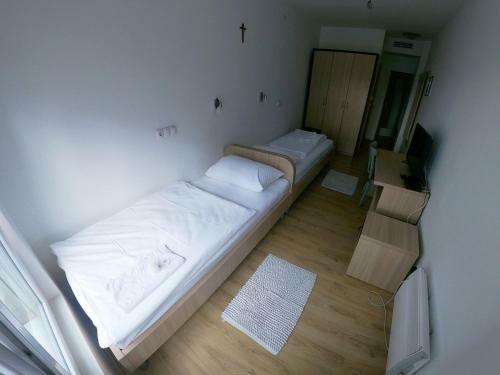 Hotel Bagari?
