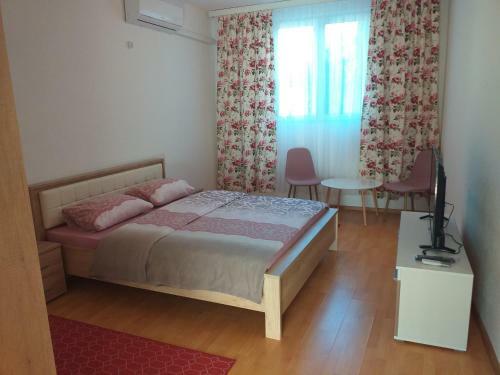 Apartment And Room Panorama