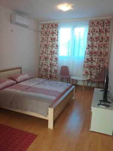 Apartment And Room Panorama