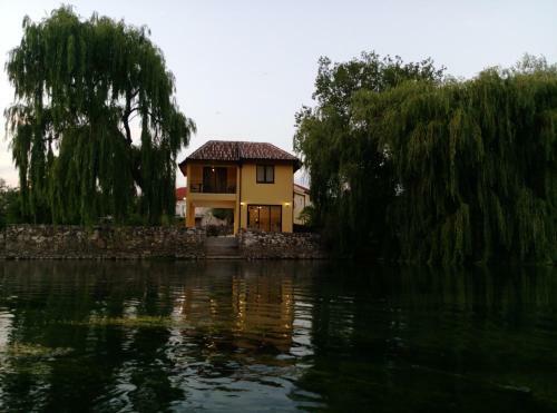 Apartamento River House Buna