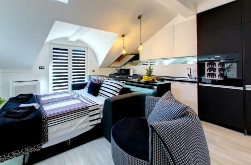 Luxury Apartment Crystal