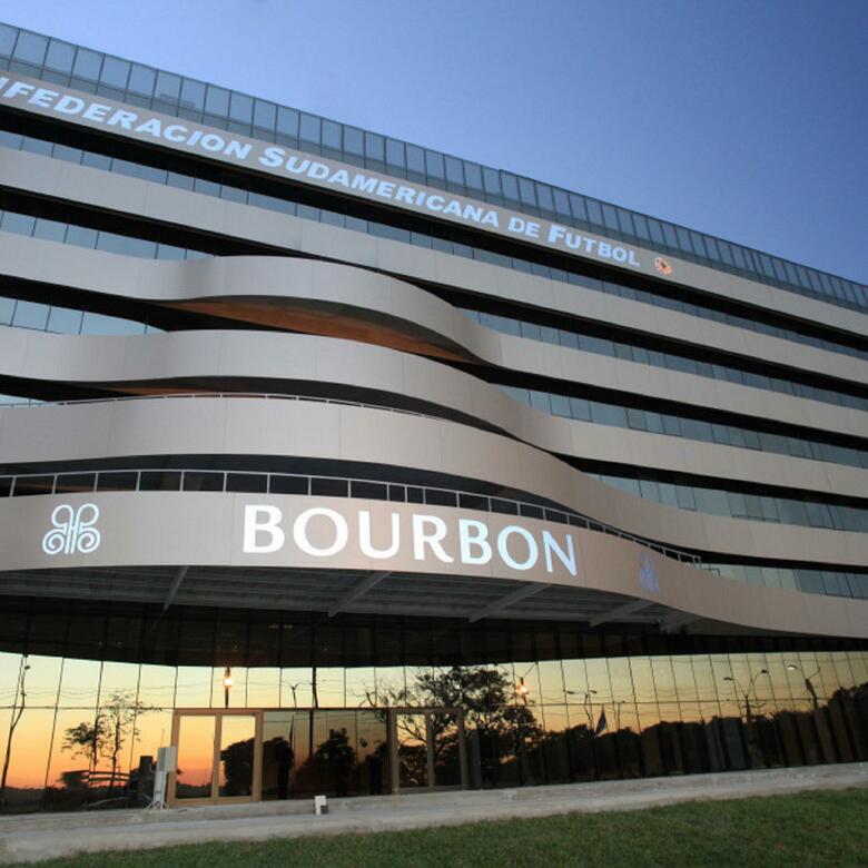 Bourbon Conmebol Convention Hotel