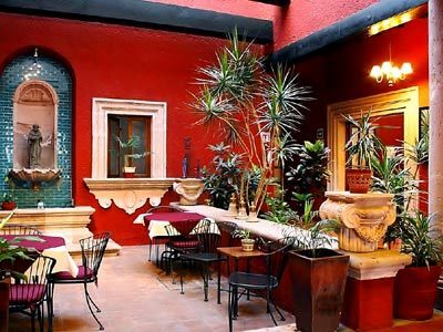 Portico Hotel Cultural