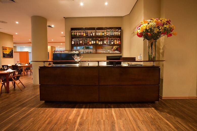 Hotel Etoile George V Jardins