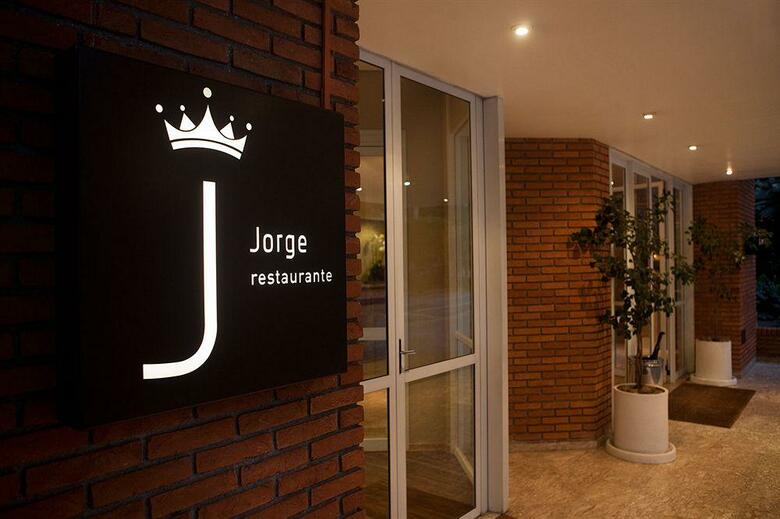 Hotel Etoile George V Jardins