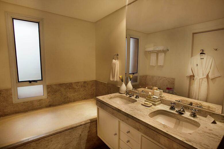Hotel Etoile George V Jardins