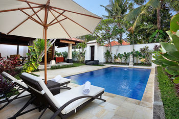 The Club Villas