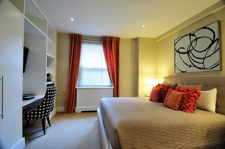 Lombardy Hotel