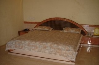 Hotel Savshanti Towers