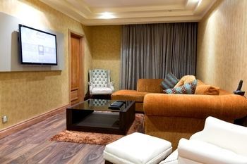 Hotel Victoria Crown Plaza