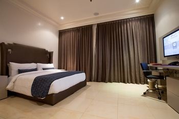Hotel Victoria Crown Plaza