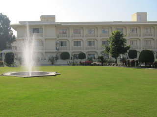 Hotel Ritz Plaza