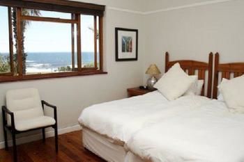 Hotel Camps Bay Resort