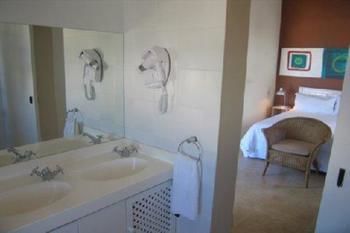 Hotel Camps Bay Resort