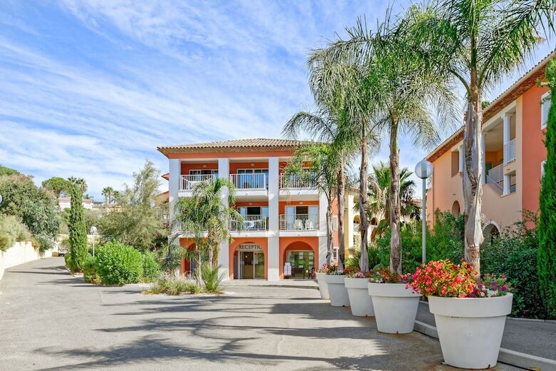 Hotel Residence Les Rivages Des Issambres(.)