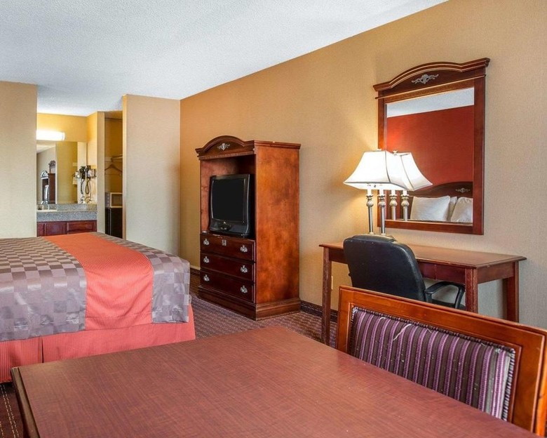 Hotel Rodeway Inn Near Stubhub Center