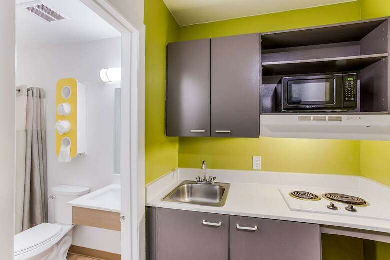 Hotel Suburban Extended Stay Bay Meadows