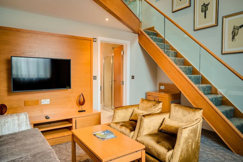 Hotel Oakley Hall