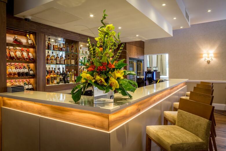 Hotel Oakley Hall