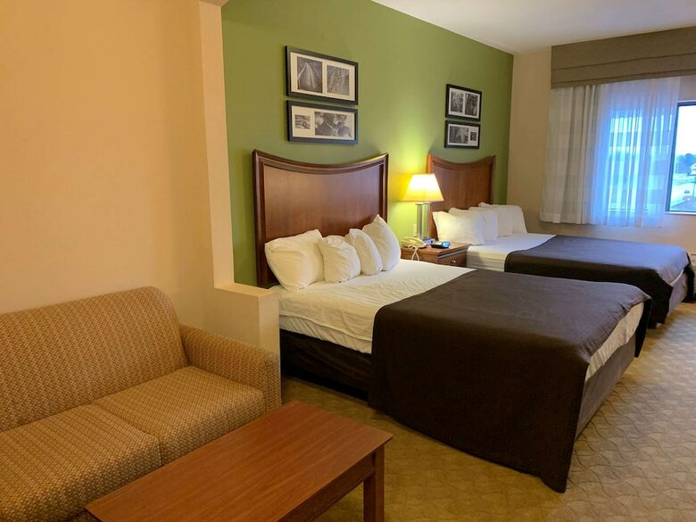 Hotel Sleep Inn & Suites