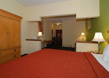Hotel Quality Inn & Suites