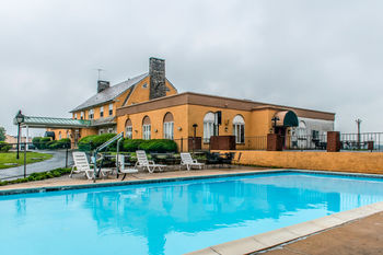 Hotel Rodeway Inn Amish Country