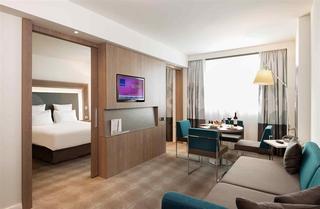 Hotel Novotel Fontainebleau Ury