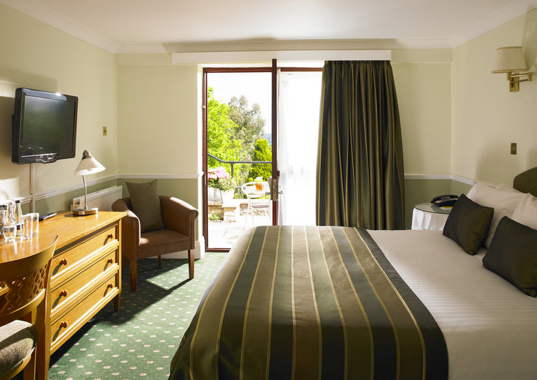 Barcelo Combe Grove Manor Hotel