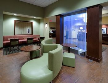Hotel Hampton Inn And Suites-winston-salem/university