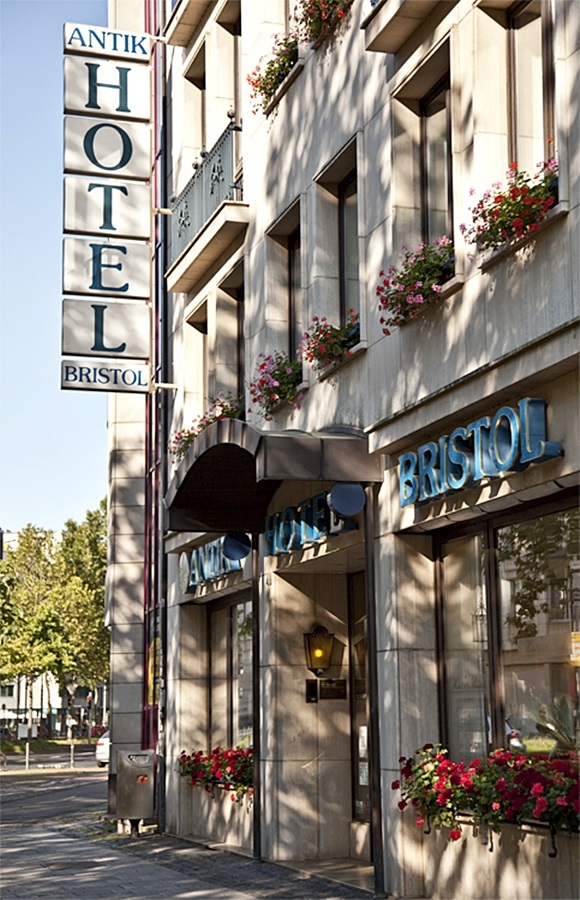 Antik Hotel Bristol
