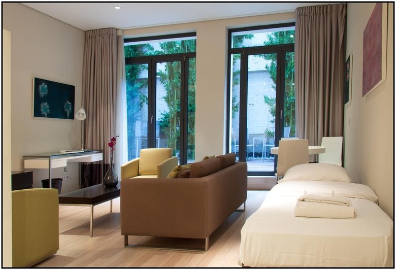 B Aparthotel Grand Place