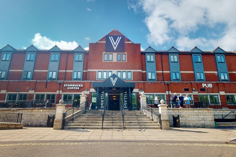 Village Cardiff - Hotel & Leisure Club
