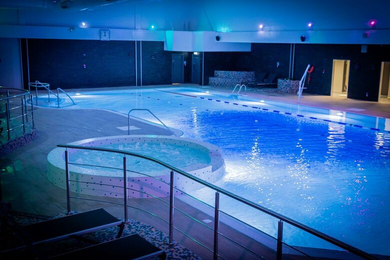 Village Cardiff - Hotel & Leisure Club