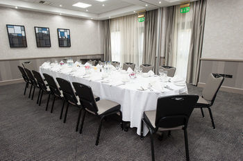 Hilton Edinburgh Airport Hotel
