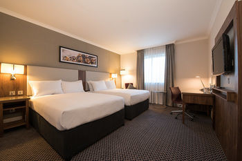 Hilton Edinburgh Airport Hotel