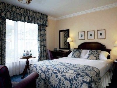 Macdonald Swan Hotel