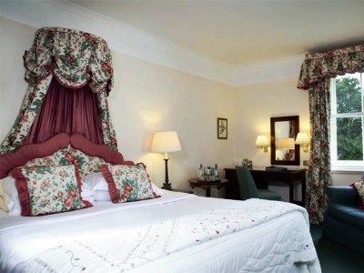 Macdonald Swan Hotel