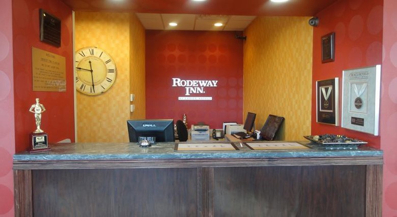 Hotel Rodeway Inn Macarthur Airport