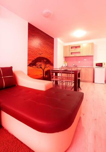 Apartamento Minismart Complex Rainbow Garden And Jacuzzi