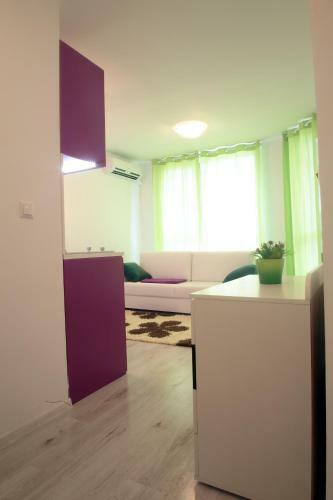 Apartamento Minismart Complex Rainbow Garden And Jacuzzi