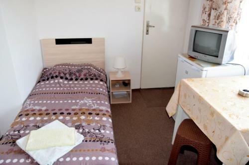 Hostal Guest Rooms Didi