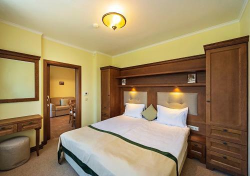 7 Pools Boutique Hotel & Spa