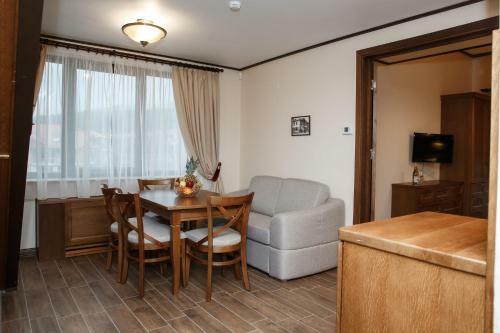 7 Pools Boutique Hotel & Spa